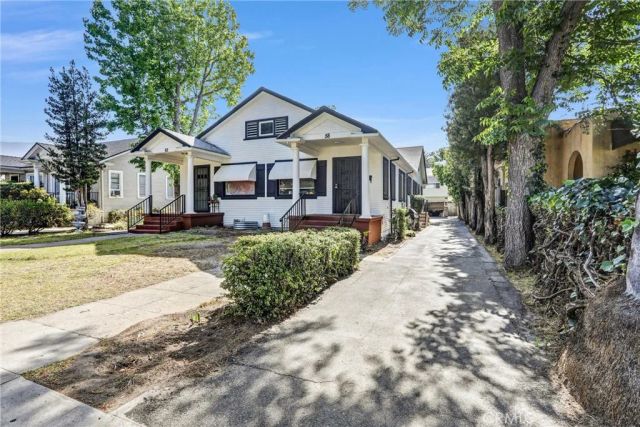 56 N Parkwood, Pasadena, CA 91107