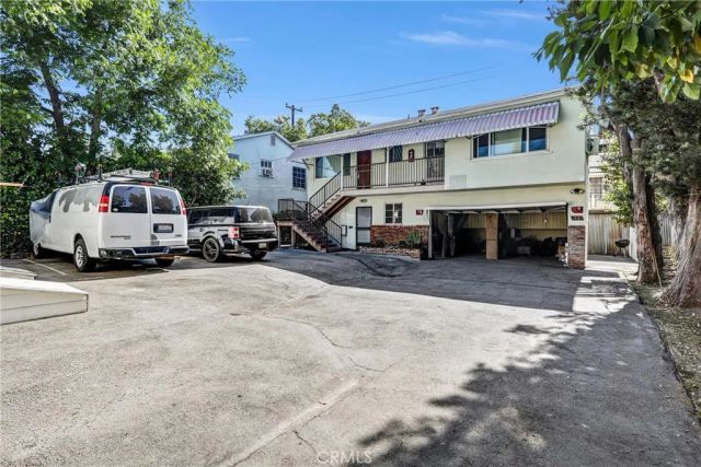56 N Parkwood, Pasadena, CA 91107