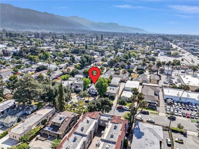 56 N Parkwood, Pasadena, CA 91107