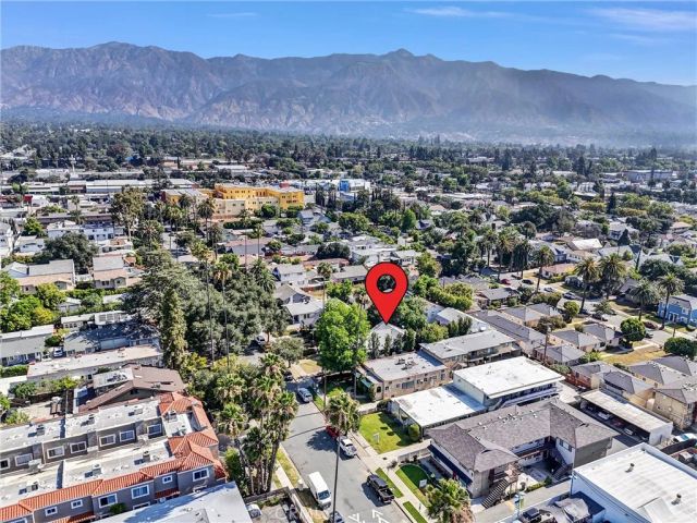 56 N Parkwood, Pasadena, CA 91107