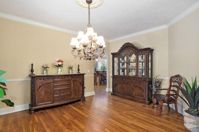 5909 S Brightwater Trail, Springfield, MO 65810