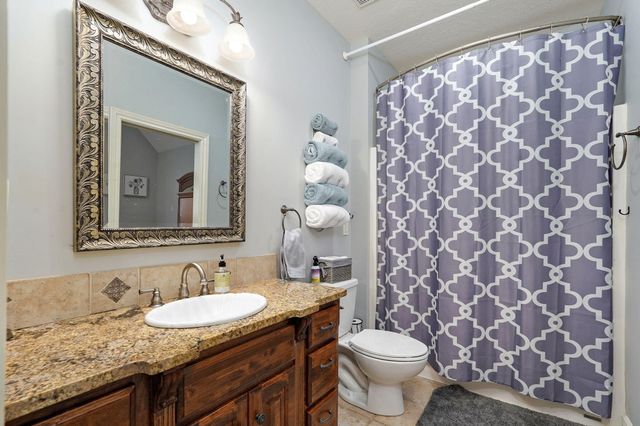 5909 S Brightwater Trail, Springfield, MO 65810