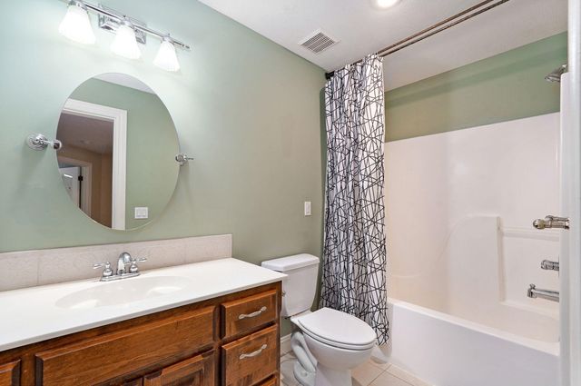 5909 S Brightwater Trail, Springfield, MO 65810