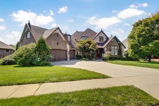 5909 S Brightwater Trail, Springfield, MO 65810