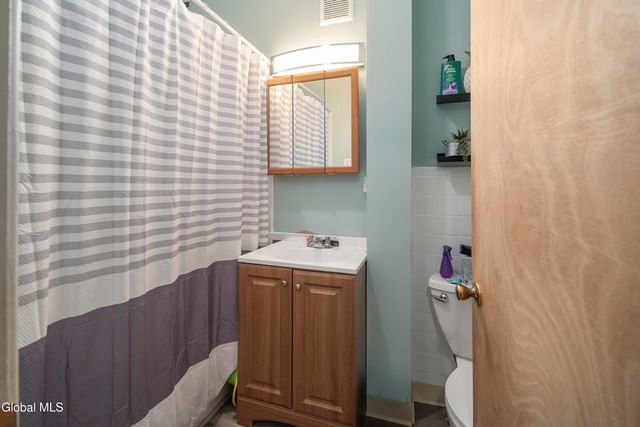 138 S 2nd Avenue, Mechanicville, NY 12118