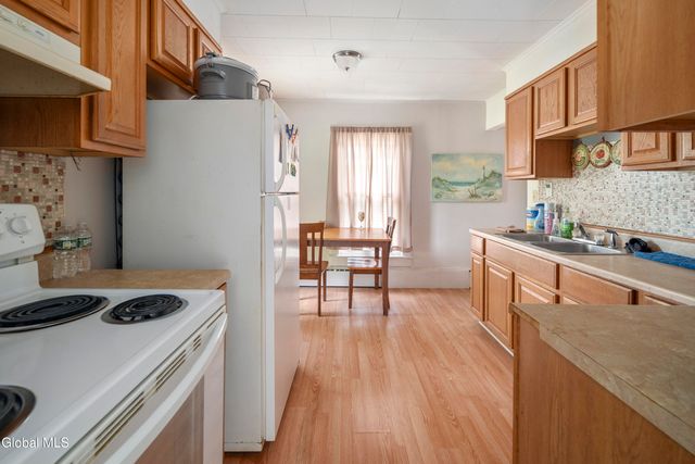 138 S 2nd Avenue, Mechanicville, NY 12118