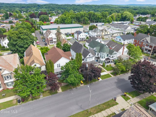 138 S 2nd Avenue, Mechanicville, NY 12118