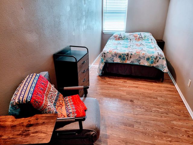 10045 Woodland Village DR B, Austin, TX 78750