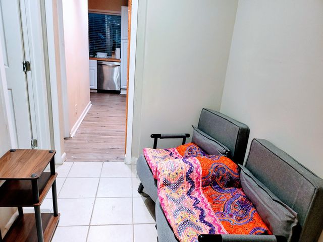 10045 Woodland Village DR B, Austin, TX 78750