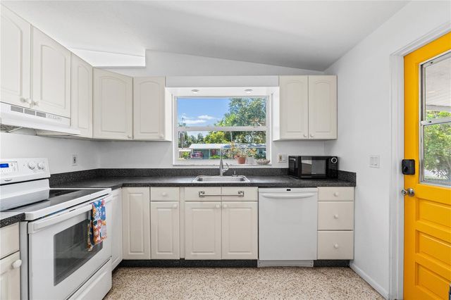 4624 NAOMI RIDGE LANE, Sarasota, FL 34233