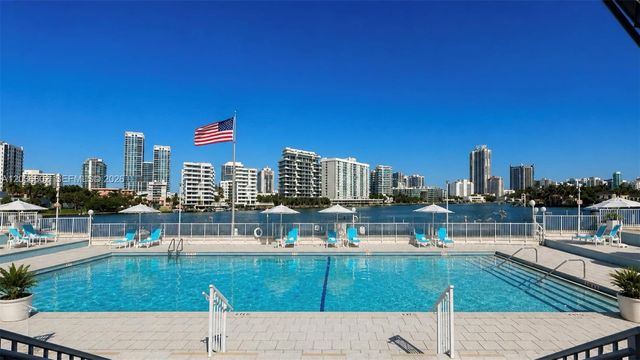 900 Bay Drive 424, Miami Beach, FL 33141