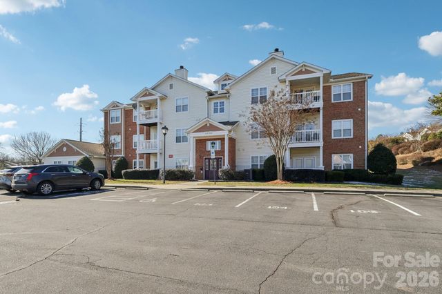 10742 Hill Point Court, Charlotte, NC 28262