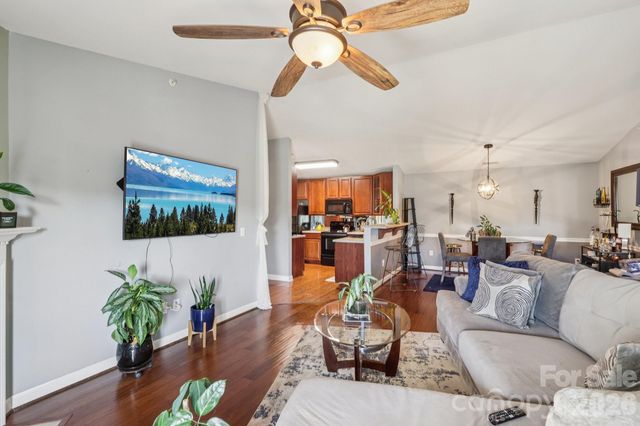 10742 Hill Point Court, Charlotte, NC 28262