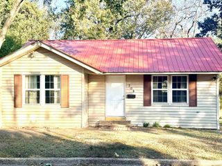 705 N 9th Street, Gurdon, AR 71743