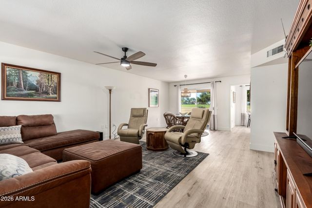 18218 N 99TH Drive, Sun City, AZ 85373