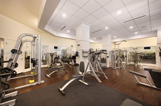 701 Brickell Key Blvd 901, Miami, FL 33131