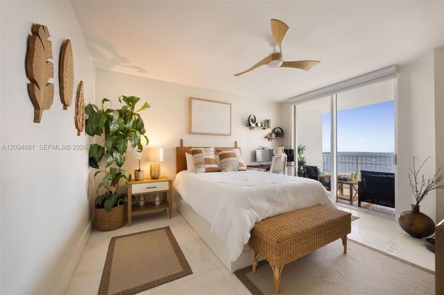 701 Brickell Key Blvd 901, Miami, FL 33131