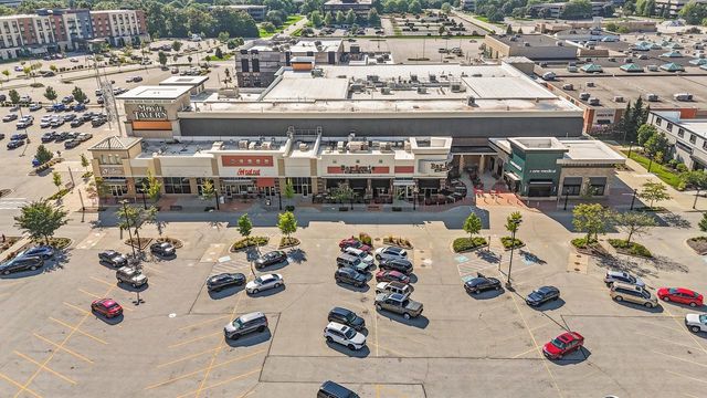 15440 Mt Vernon AVENUE, Brookfield, WI 53005