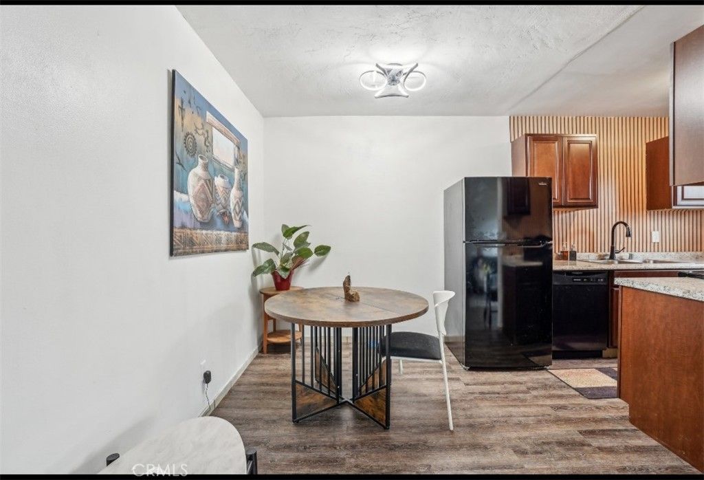 Image 4 of property listing at 1629 Franklin 4, Santa Monica, CA 90404