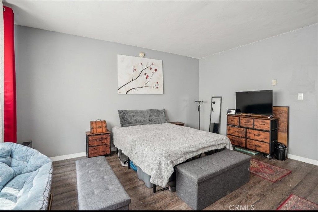 Image 5 of property listing at 1629 Franklin 4, Santa Monica, CA 90404