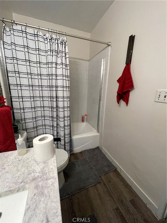 Image 7 of property listing at 1629 Franklin 4, Santa Monica, CA 90404