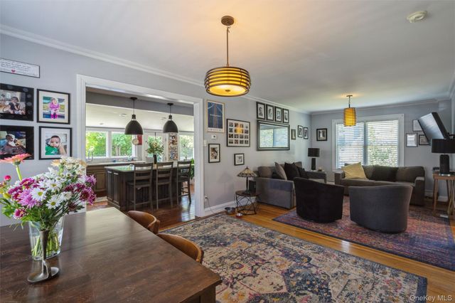 40 Bellecrest Avenue, East Northport, NY 11731