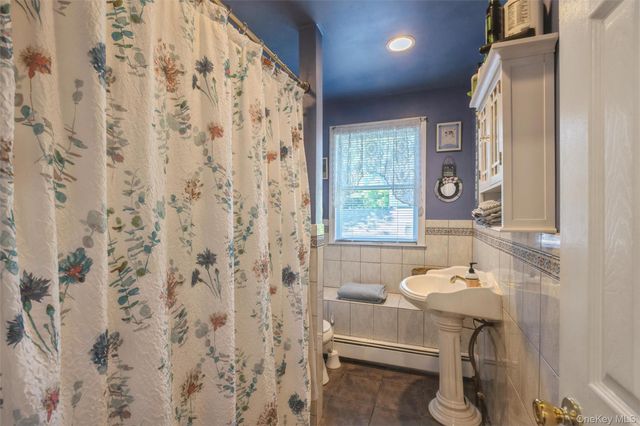 40 Bellecrest Avenue, East Northport, NY 11731