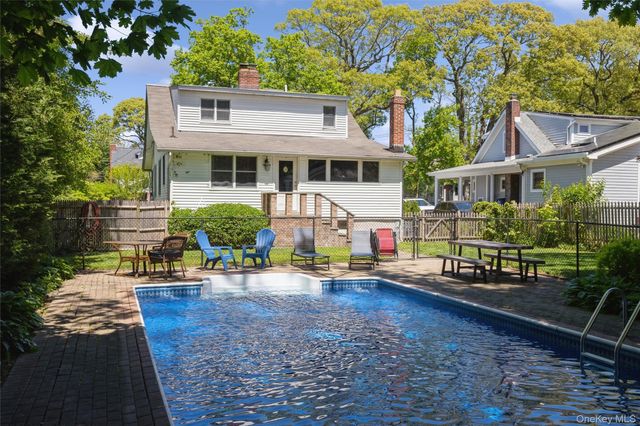 40 Bellecrest Avenue, East Northport, NY 11731