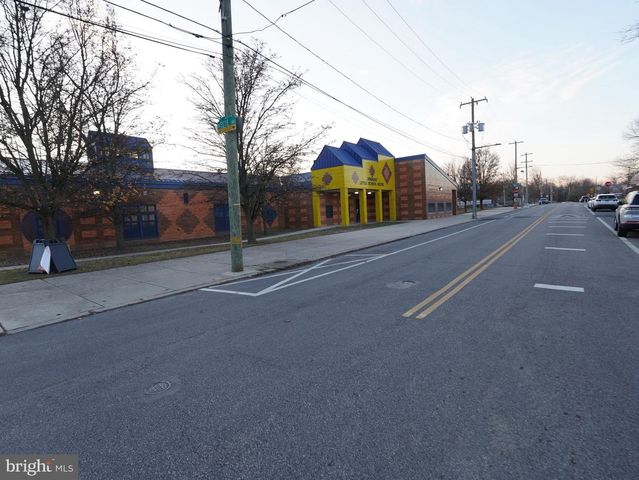 7627 ESTE AVE, Philadelphia, PA 19153