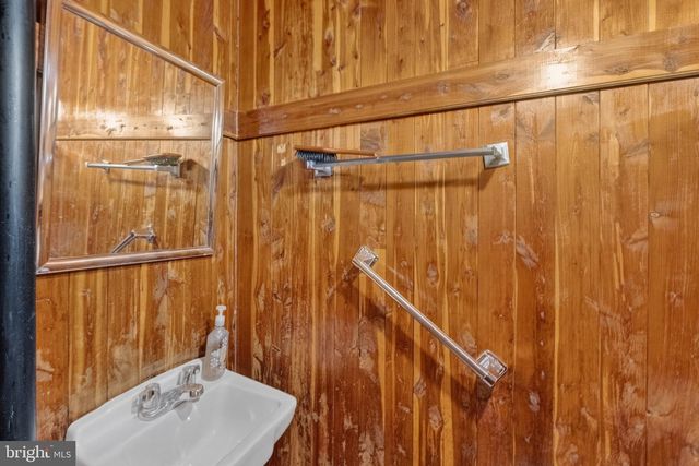 368 DORRANCE ST, Bristol, PA 19007