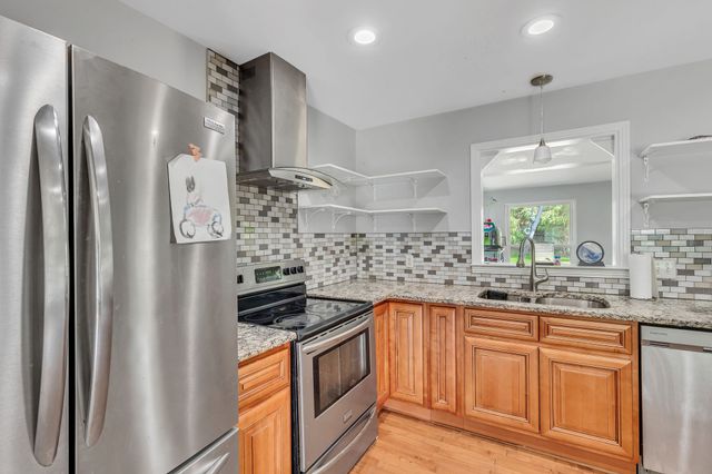 1141 Apple Valley Rd, Madison, TN 37115