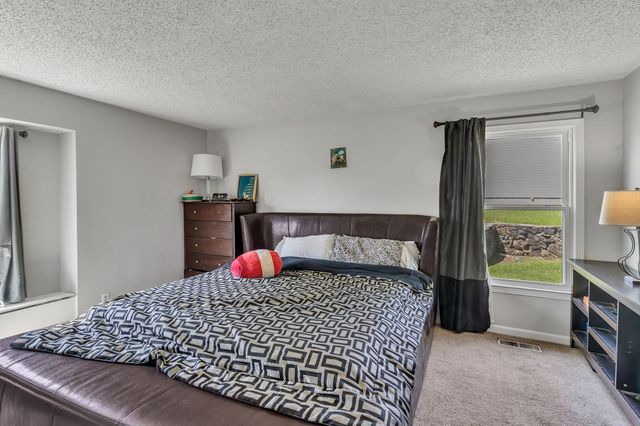 1141 Apple Valley Rd, Madison, TN 37115