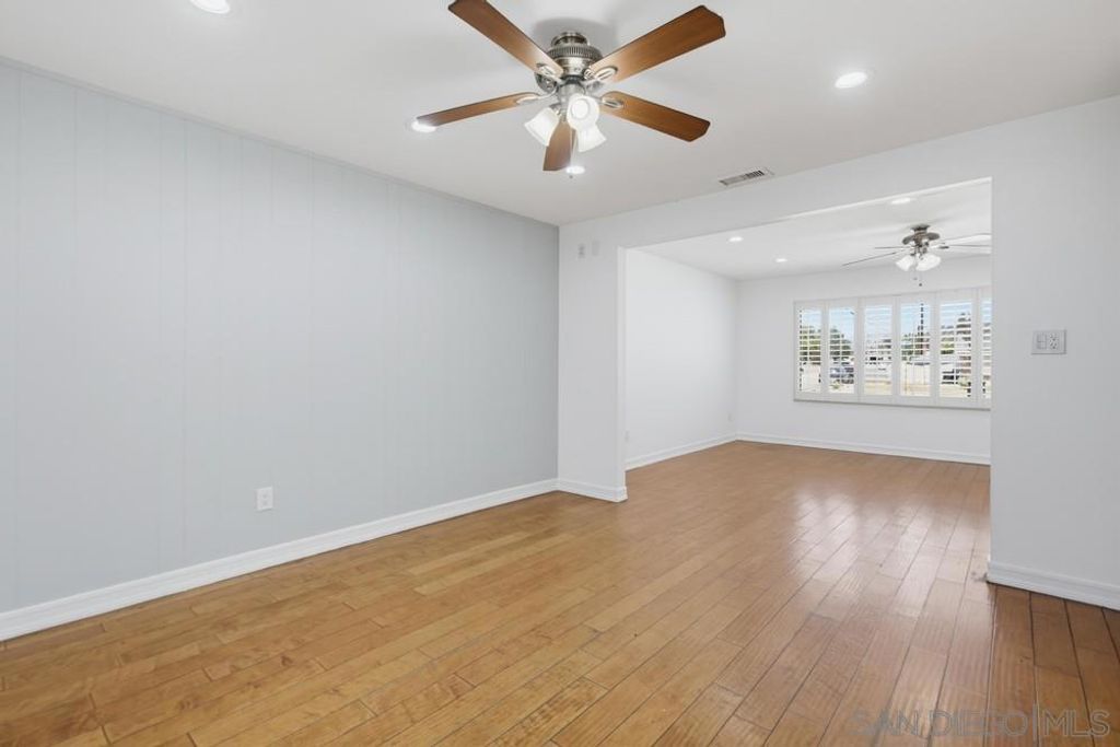 Image 10 of property listing at 902 Taft, El Cajon, CA 92020