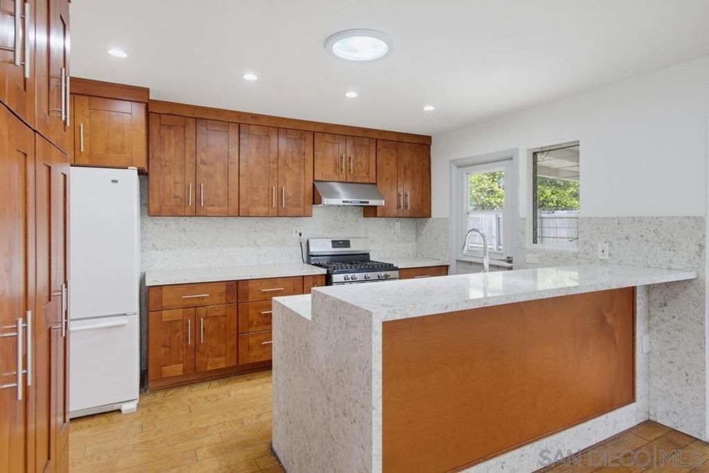 Image 12 of property listing at 902 Taft, El Cajon, CA 92020