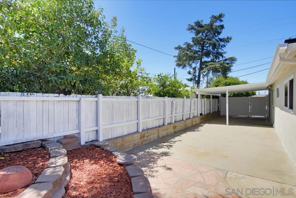 Image 28 of property listing at 902 Taft, El Cajon, CA 92020