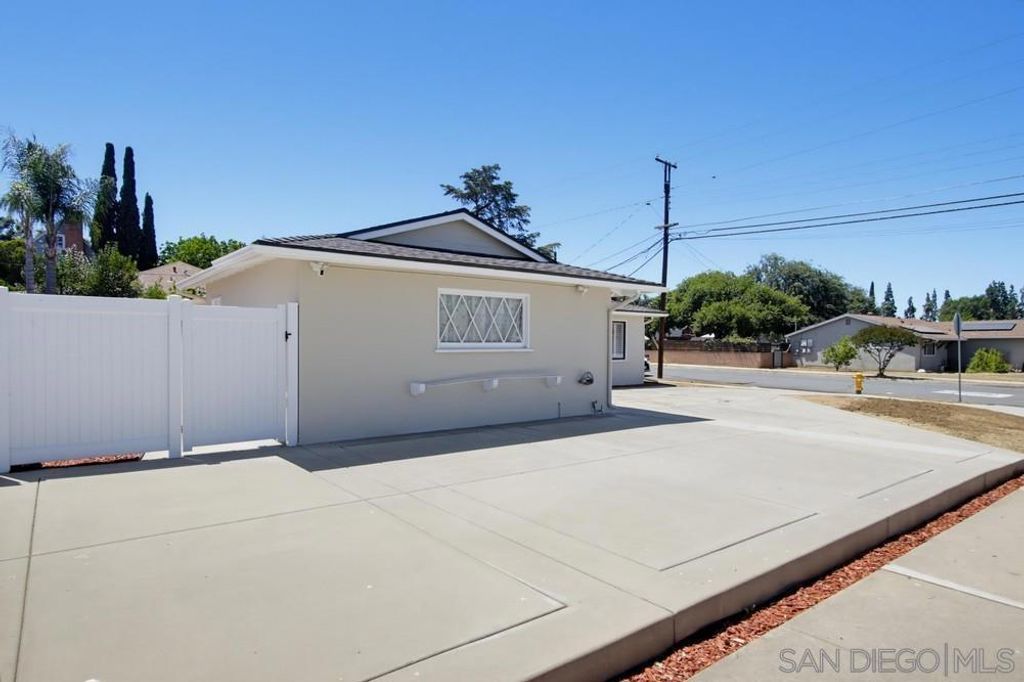 Image 29 of property listing at 902 Taft, El Cajon, CA 92020