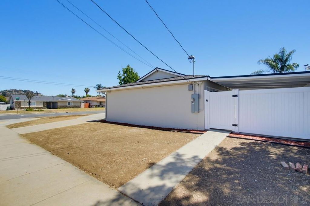 Image 30 of property listing at 902 Taft, El Cajon, CA 92020