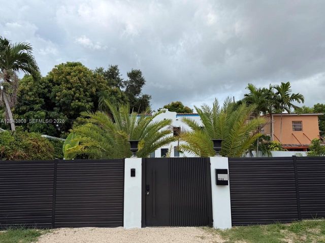 2134 SW 11th Street, Miami, FL 33135