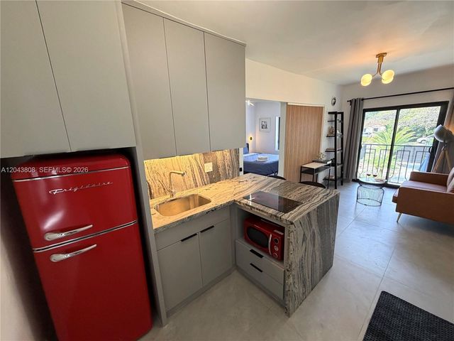 2134 SW 11th Street, Miami, FL 33135