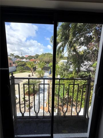 2134 SW 11th Street, Miami, FL 33135