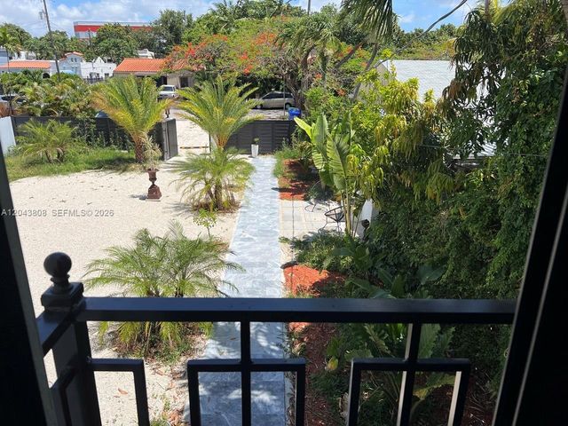 2134 SW 11th Street, Miami, FL 33135