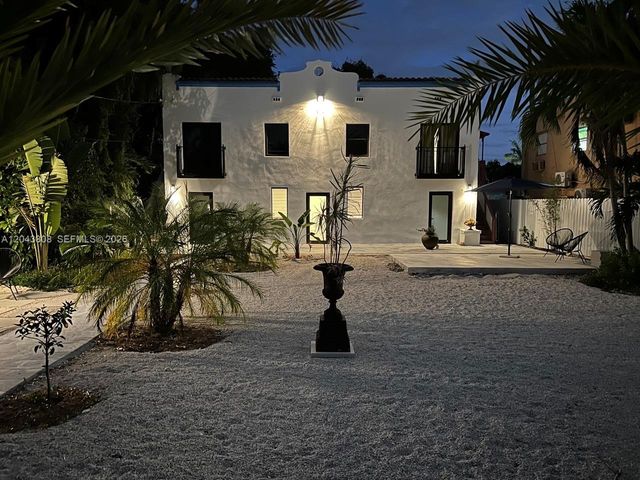 2134 SW 11th Street, Miami, FL 33135