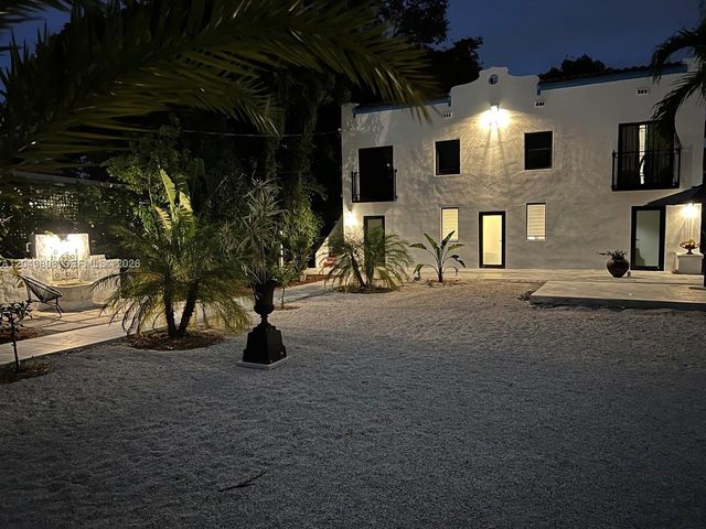 2134 SW 11th Street, Miami, FL 33135