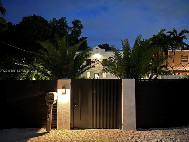 2134 SW 11th Street, Miami, FL 33135
