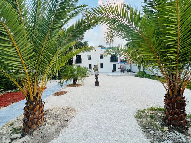 2134 SW 11th Street, Miami, FL 33135