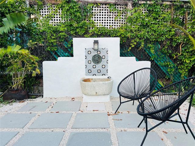 2134 SW 11th Street, Miami, FL 33135