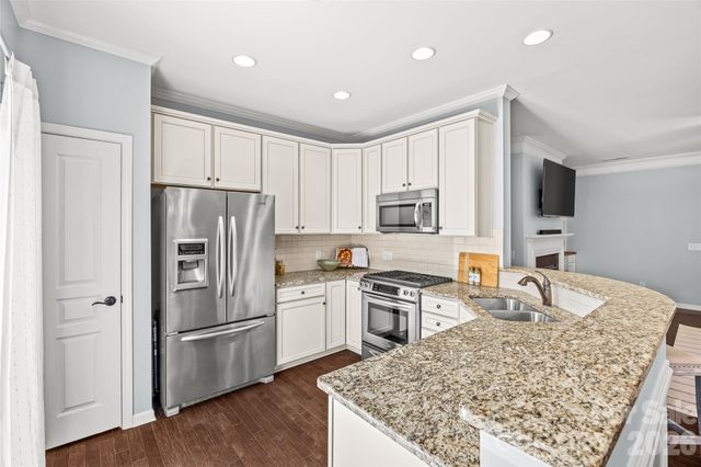 2258 Kensington Station Parkway, Charlotte, NC 28210