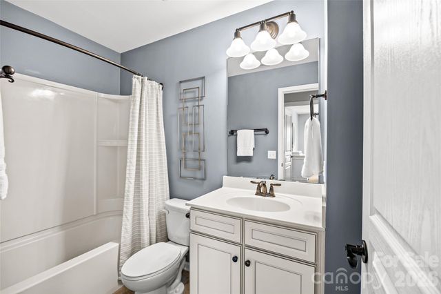 2258 Kensington Station Parkway, Charlotte, NC 28210