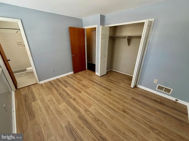 905 PLAYFORD LN, Silver Spring, MD 20901