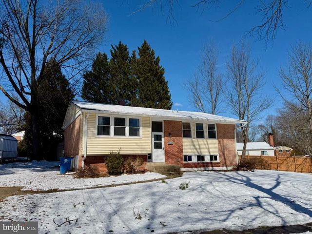 905 PLAYFORD LN, Silver Spring, MD 20901